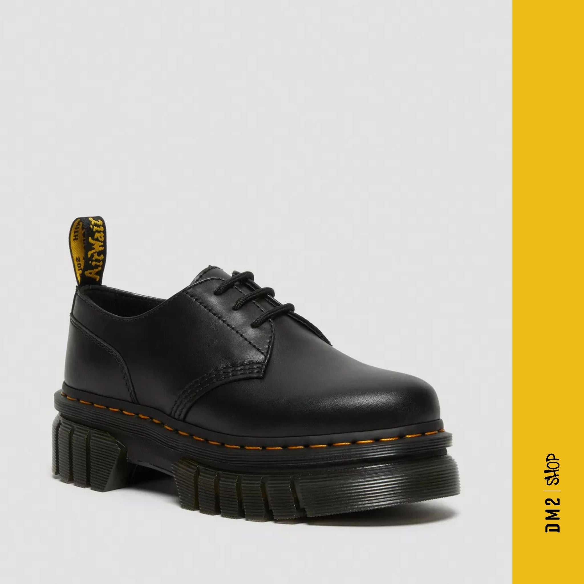 chaussures-audrick-nappa-platform-noir-dr-martens-21747001-P5