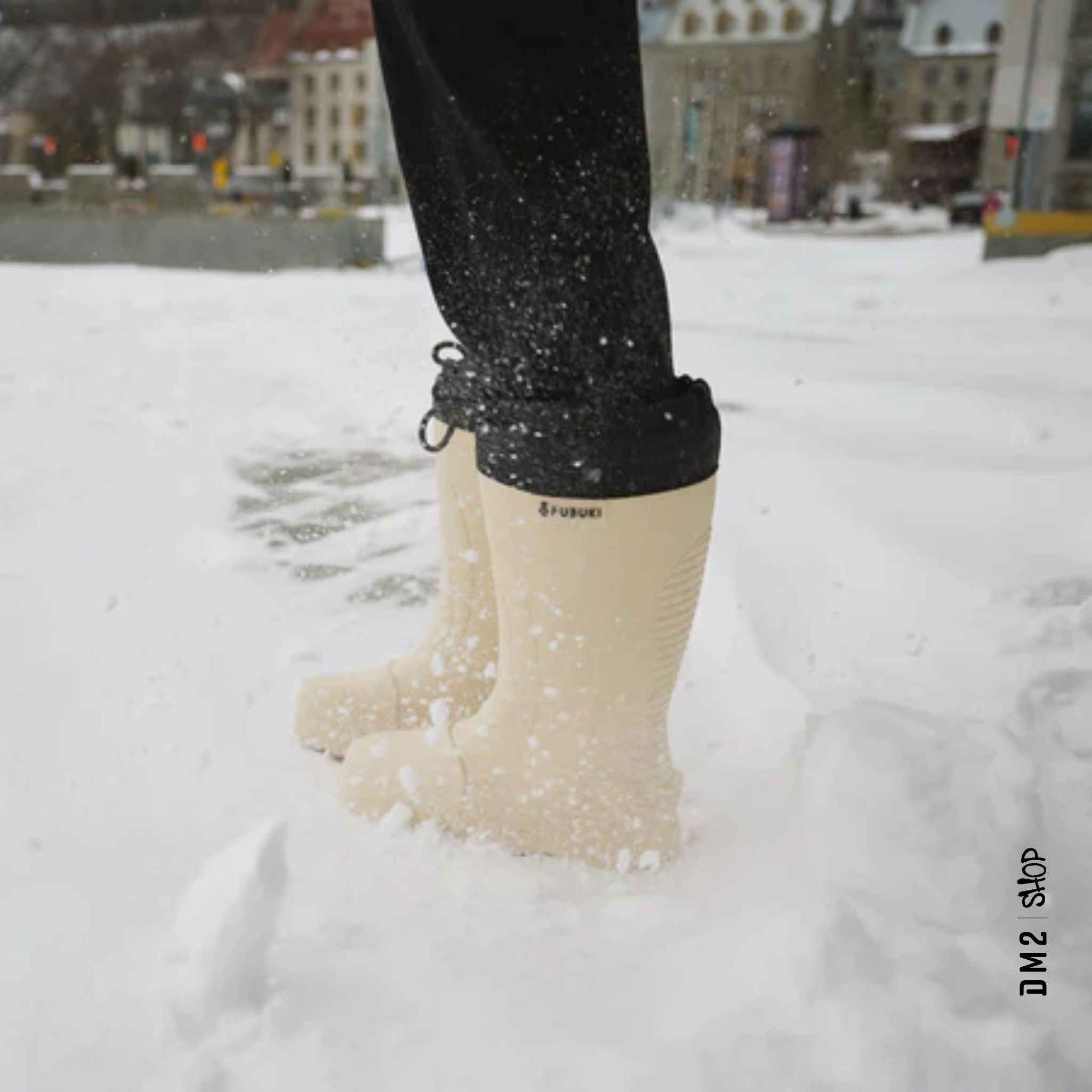 BOTTES ISOLÉES UNISEXE NISEKO 3.0 SABLE, FUBUKI
