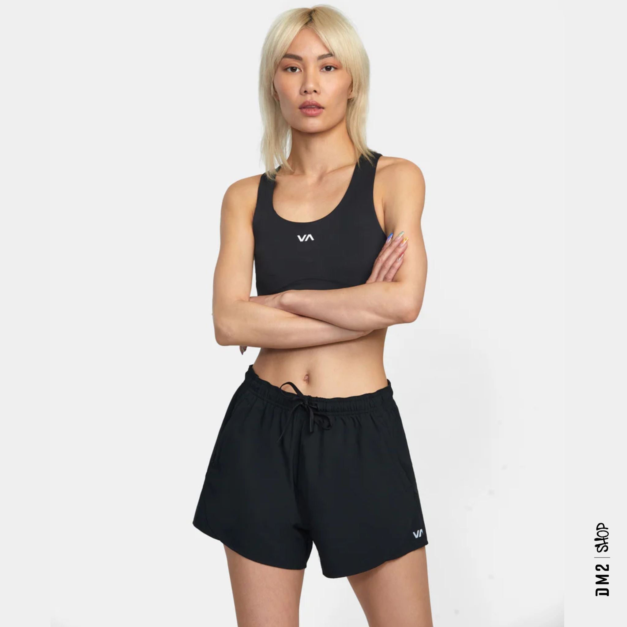 short-va-essential-yogger-femme-rvca-SU24