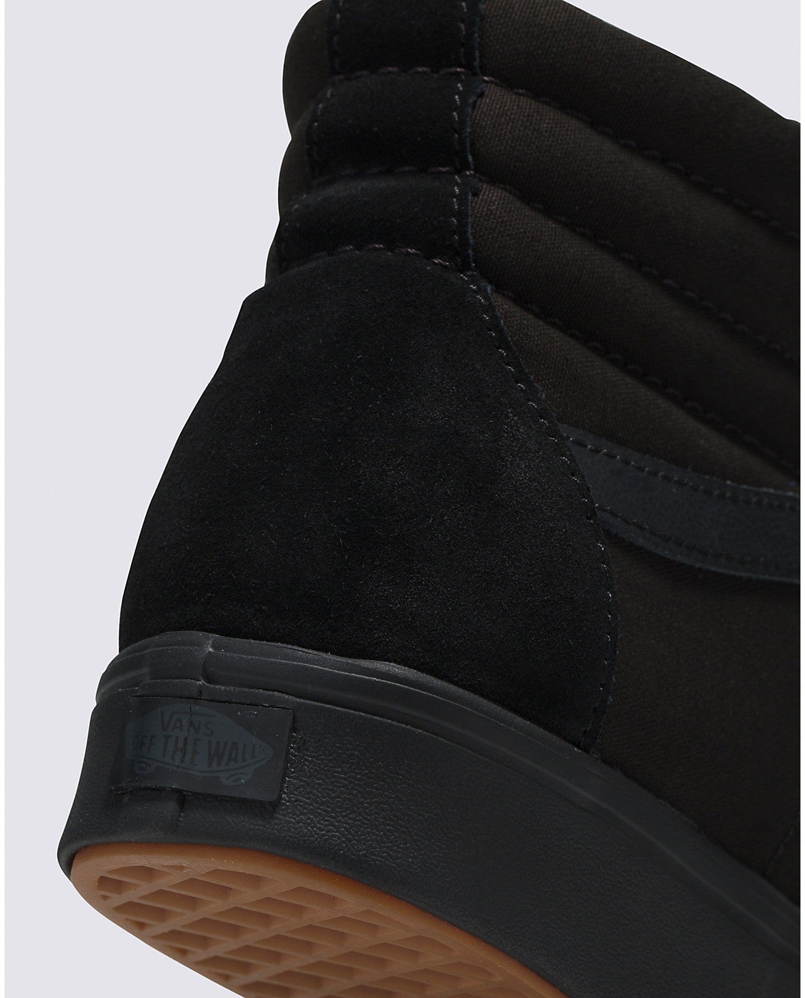 chaussures-comfycush-sk8-hi-all-black-vans-DM2-SHOP-05