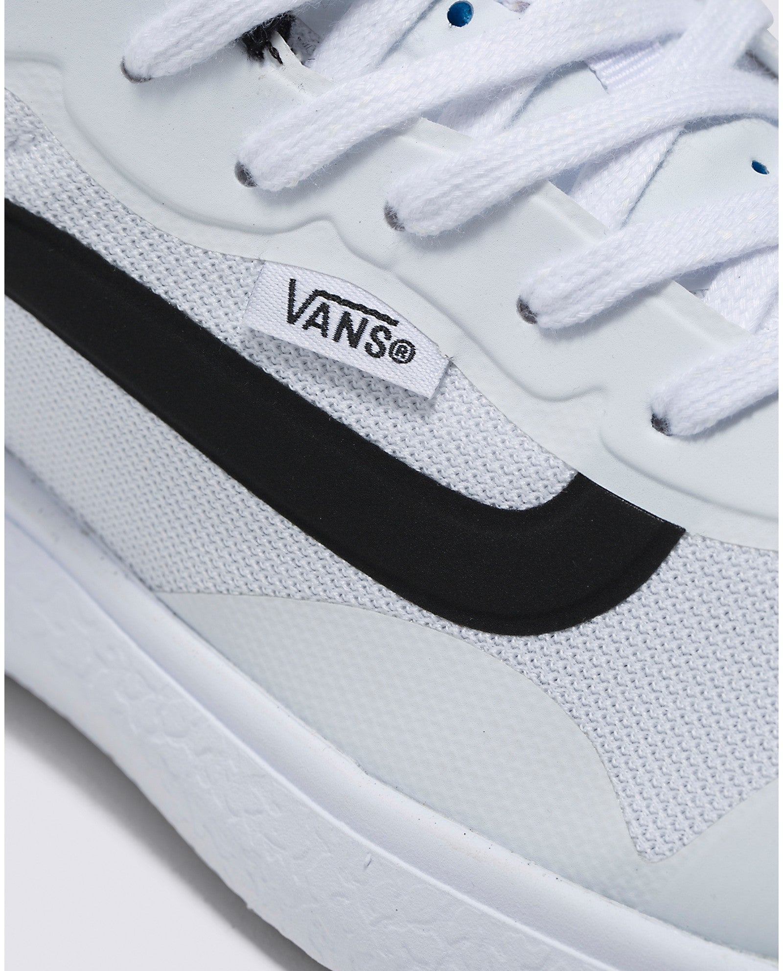 chaussures-sport-ultrarange-exo-blanc-VANS-DM2-SHOP-06
