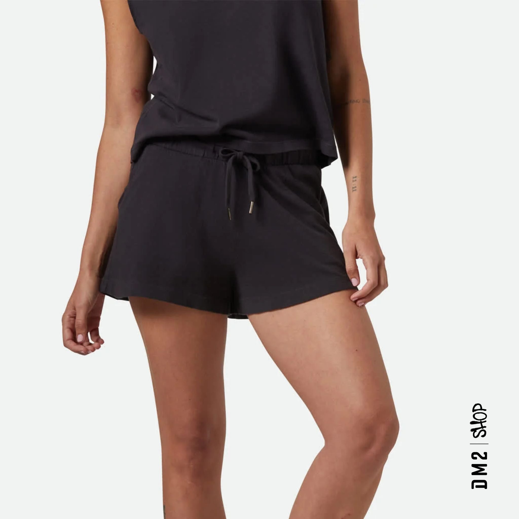 short-femme-carefree-lounge-brixton-S25