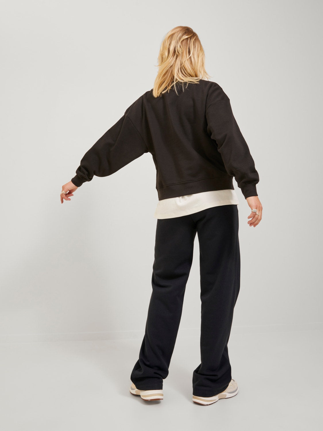 pantalon-jogging-femme-ally-jjxx-12238611-dm2-shop-04