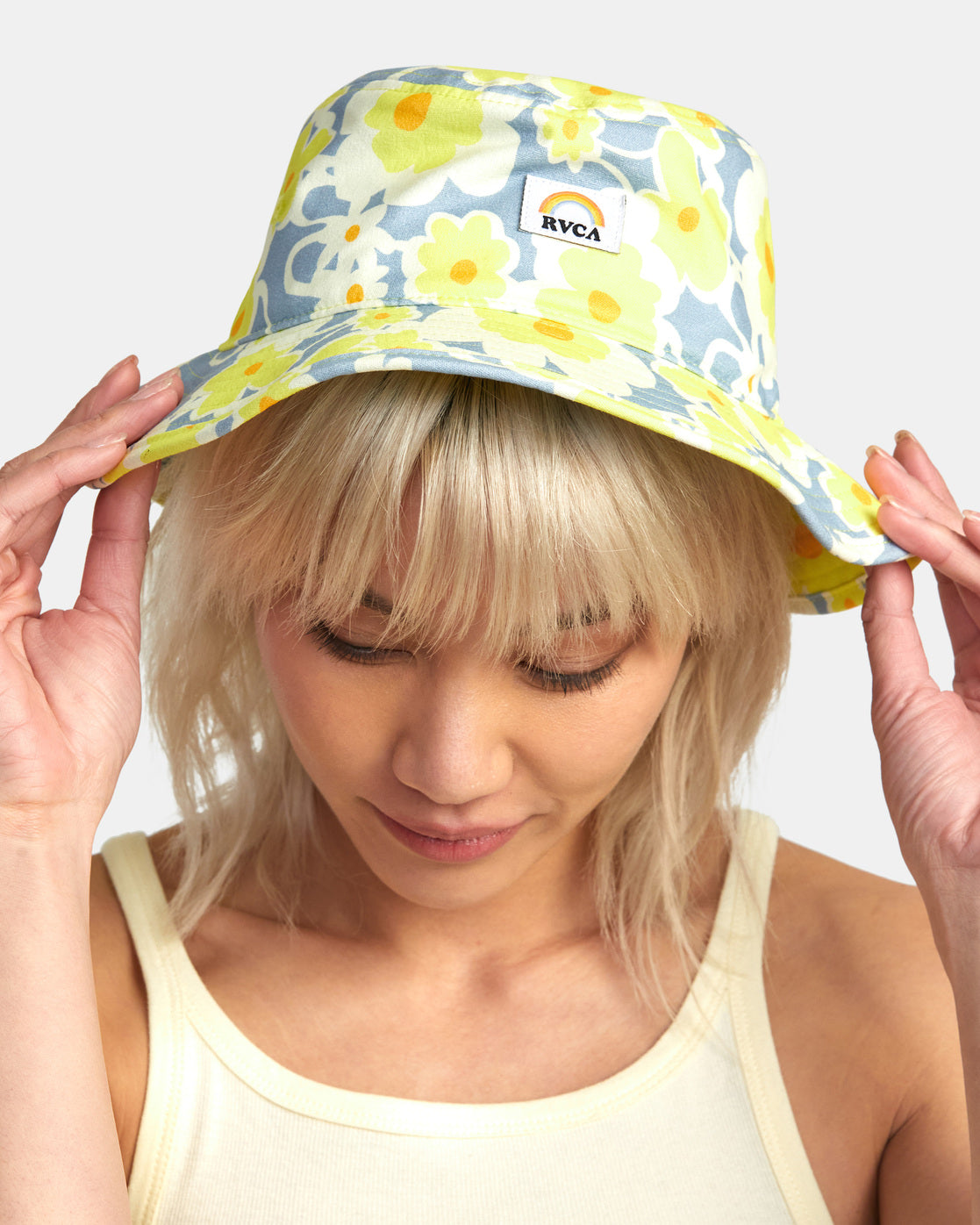 BUCKET-HAT-FOREVER-FEMME-RVCA-DM2-SHOP-01